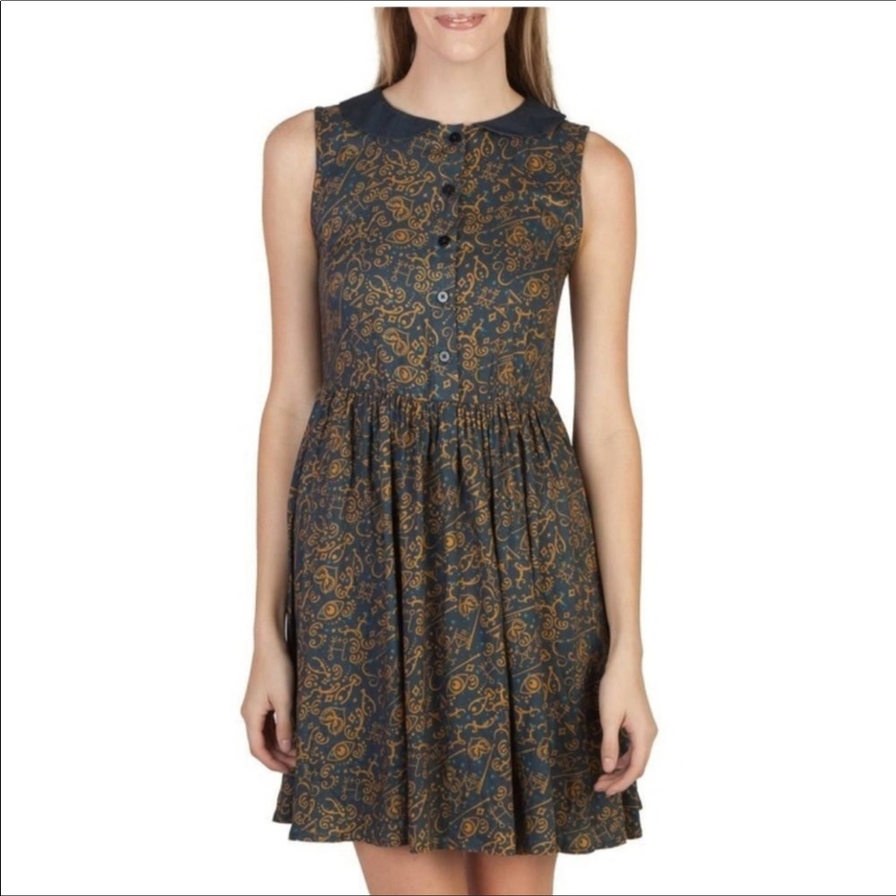 New Fantastic Beasts Dress Size Small NWT